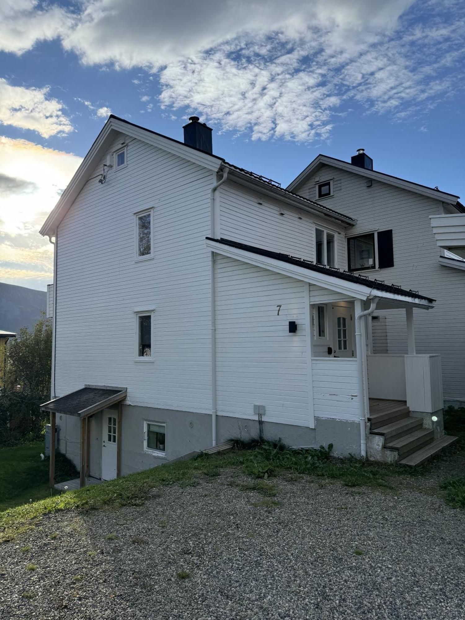 Leilighet I Tromso Tomasjorda Exterior foto